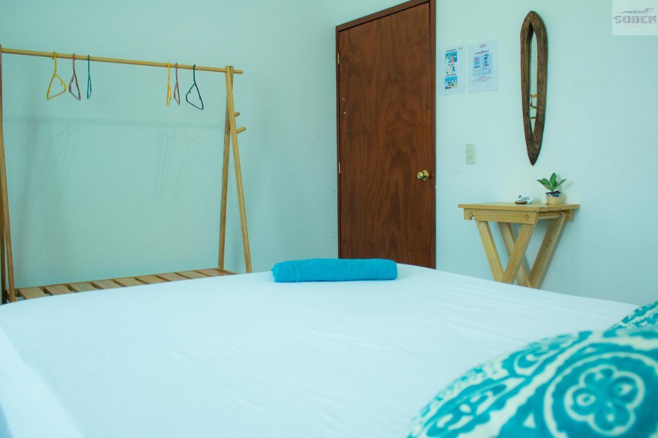Casa Sobek Hotell Puerto Escondido  Exteriör bild